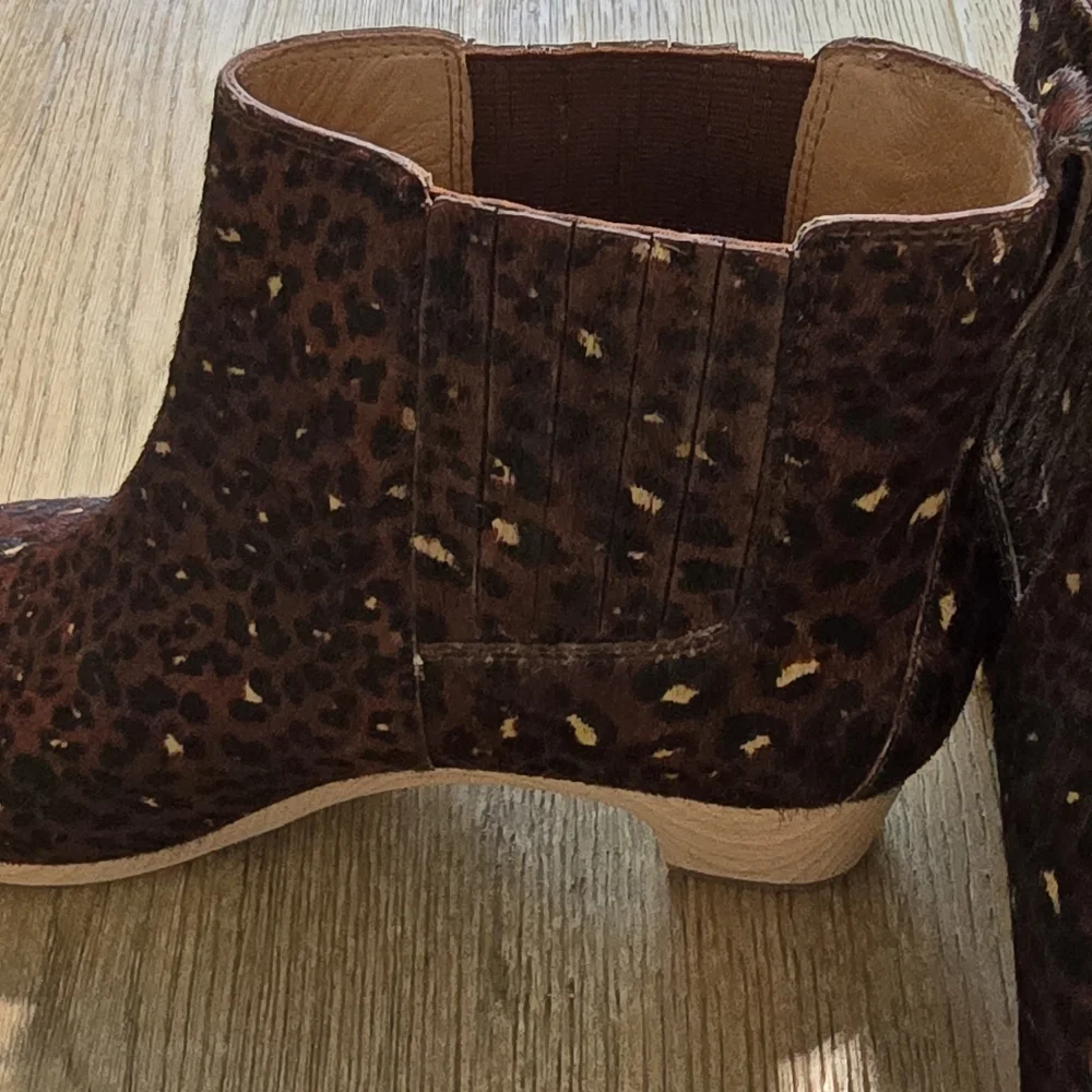 Madewell The Clog Boot sz 8‎ Painted Leopard Calf Hair Ankle Bootie Womens NEW